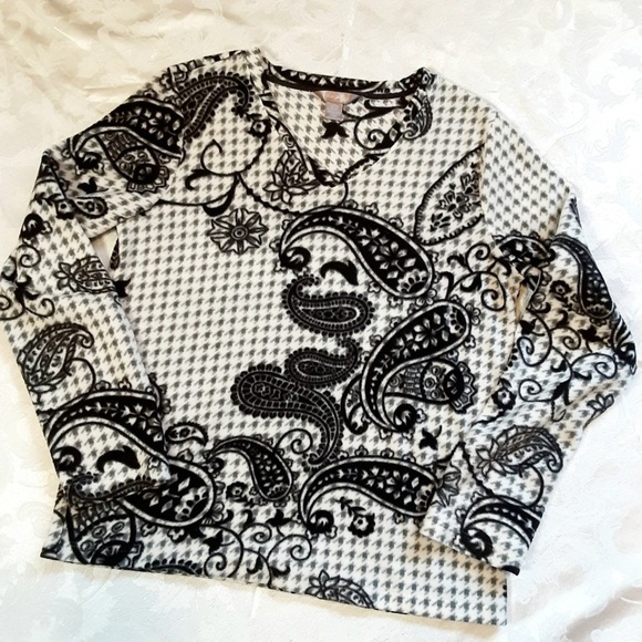 Black & White Paisley Fleece Pullover V-neck Long Sleeve Lightweight Size S - Picture 10 of 10
